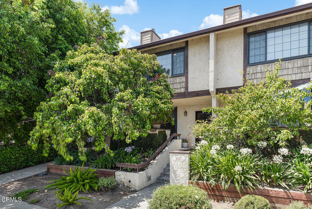 Property Photo: 301 Wallis Street 8 CA 91106