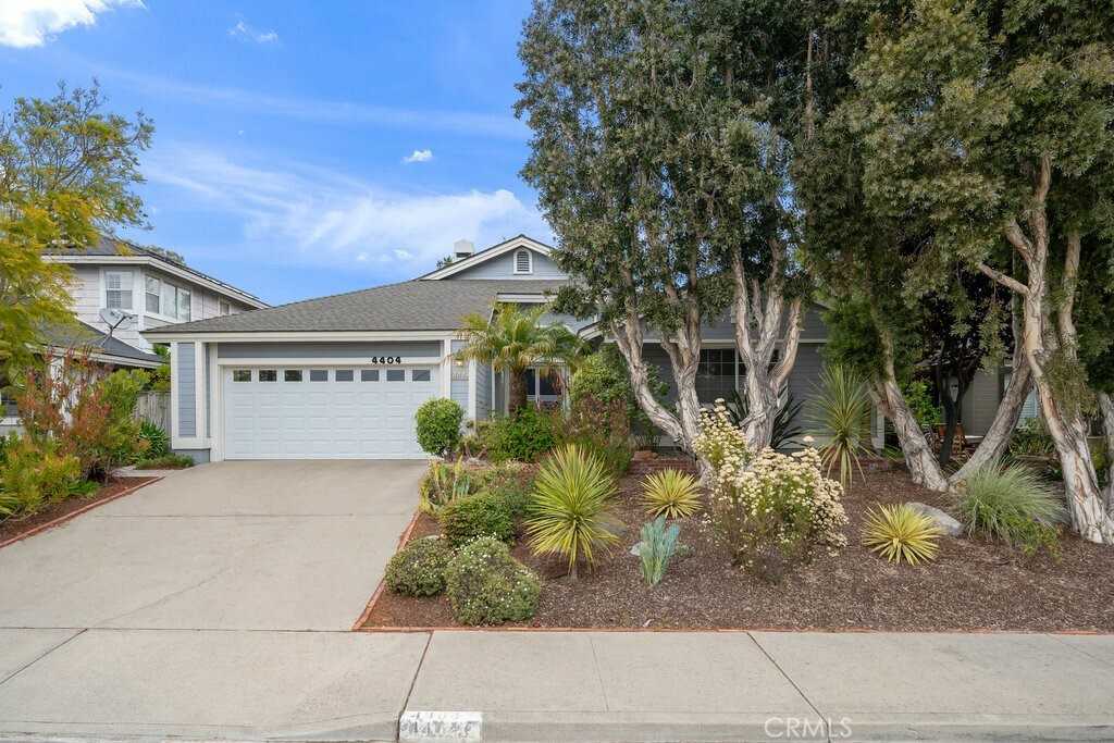 Property Photo:  4404 Sunflower Way  CA 93401 