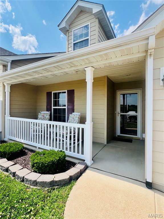 Property Photo: 305 Hawk Nest Court MO 63084