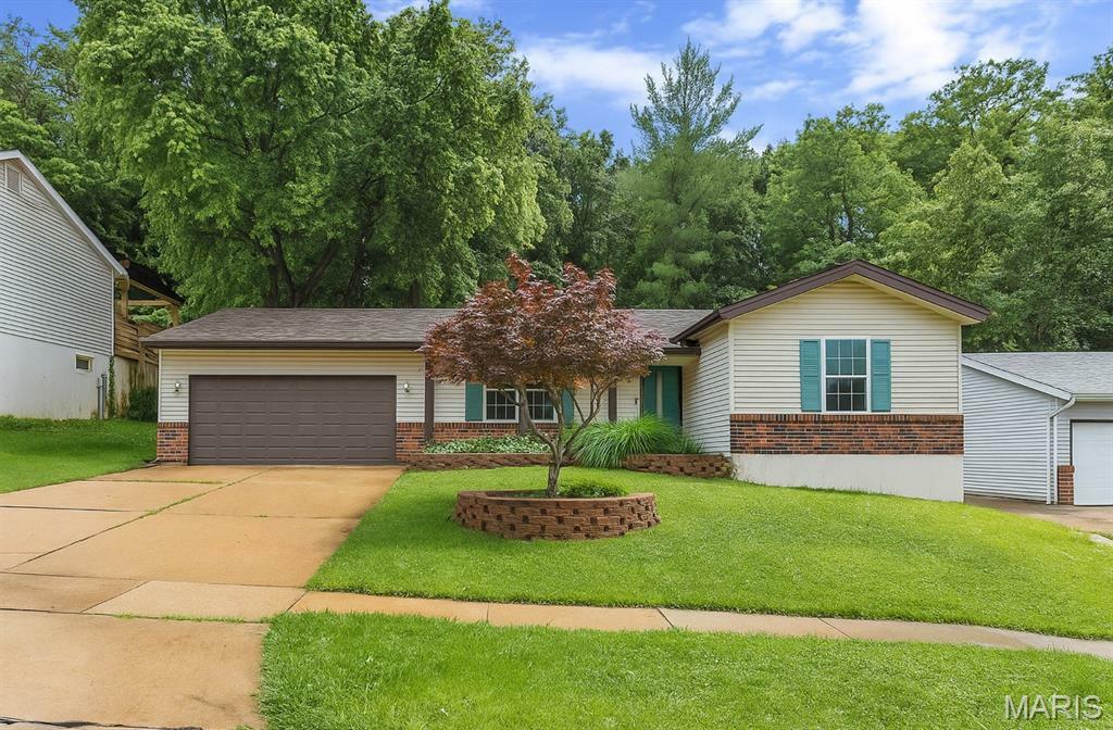 Property Photo: 1249 Green Knoll Drive MO 63026