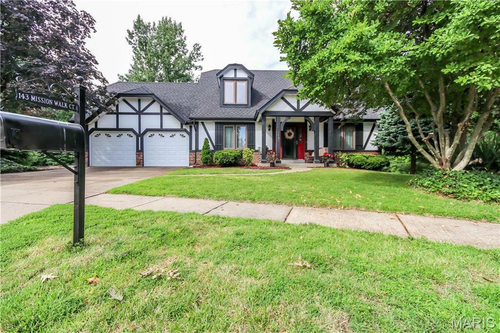 Property Photo: 143 Mission Walk Court MO 63031