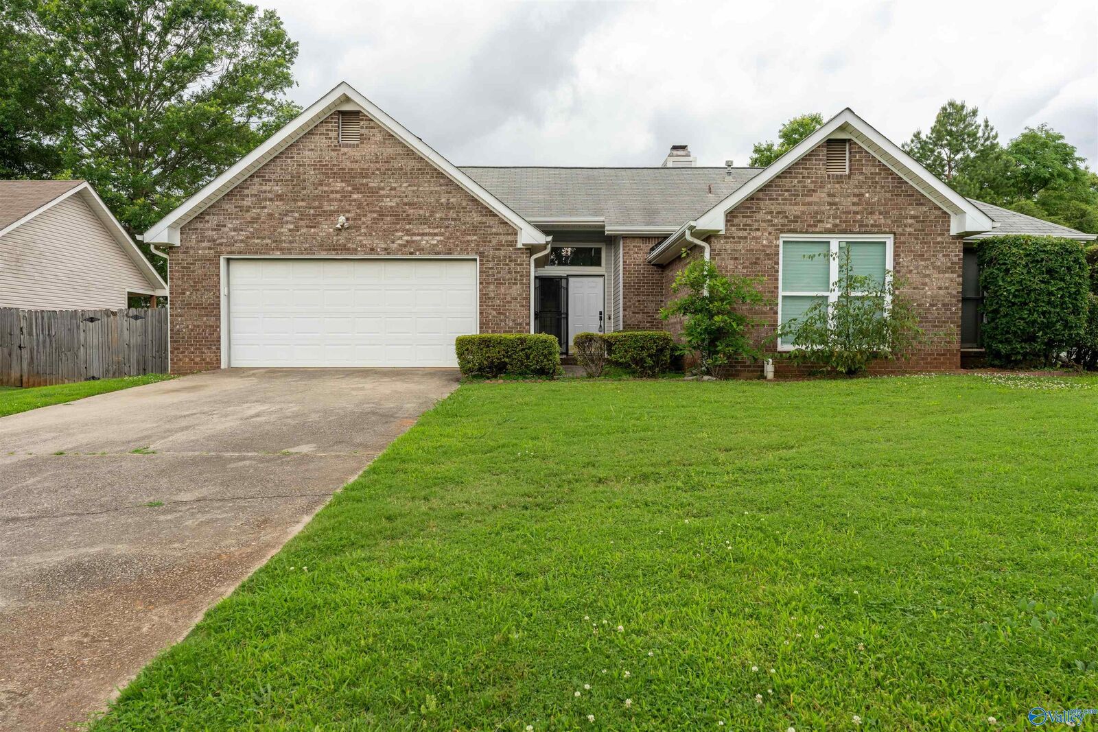 Property Photo:  112 Telluride Drive  AL 35758 