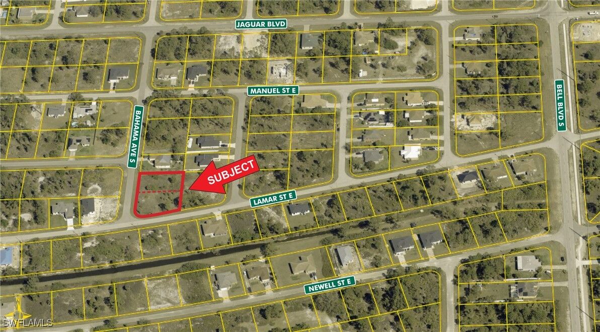 Property Photo: 817 Bahama Avenue S FL 33974