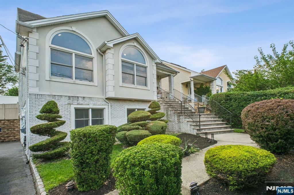 Property Photo: 286 State Rt 17 NJ 07070