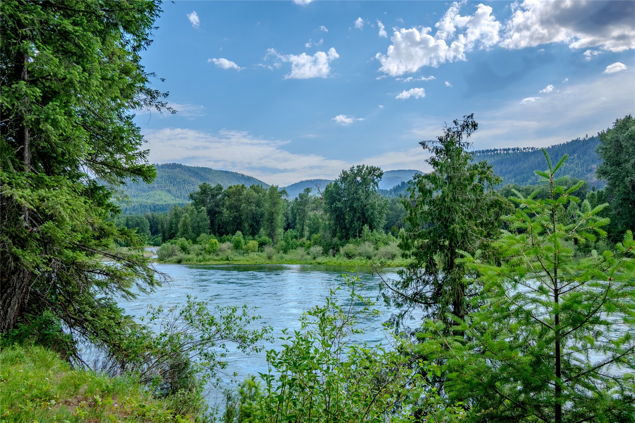 Property Photo: 716 Kootenai River Road MT 59935