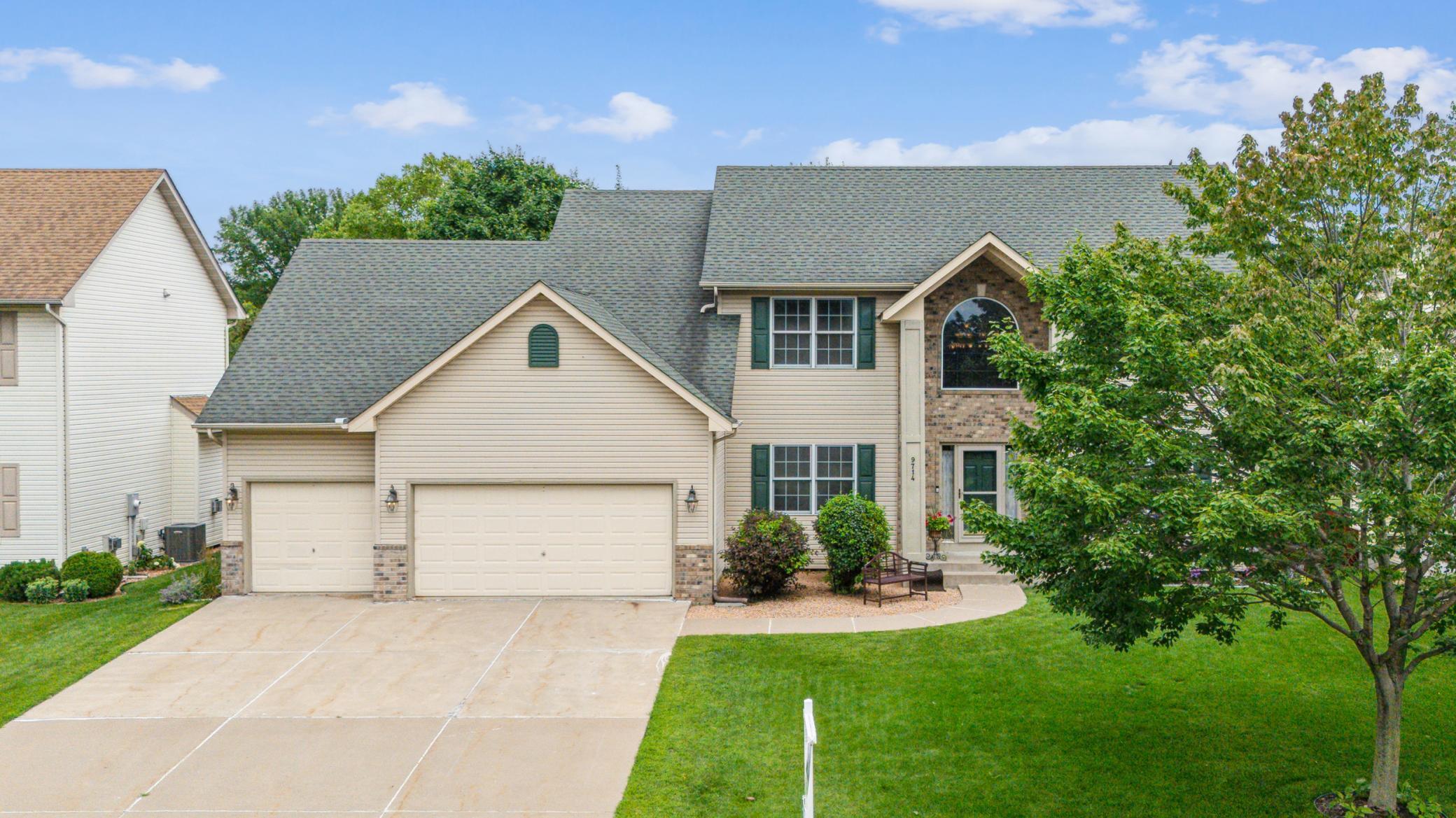 Property Photo: 9714 Hillside Trail S MN 55016