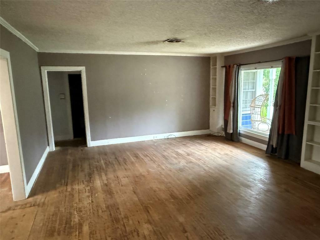 Property Photo: 709 Highland Drive TX 75801