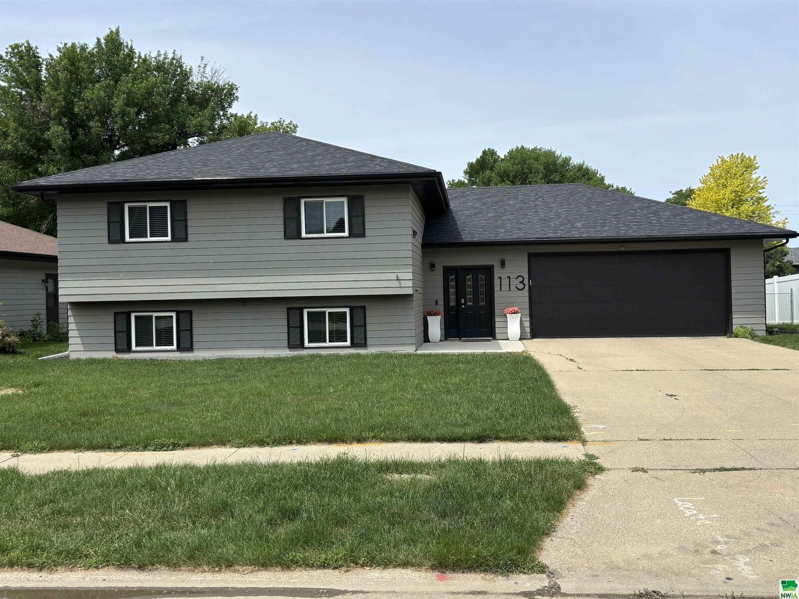 Property Photo: 113 Golden IA 51054