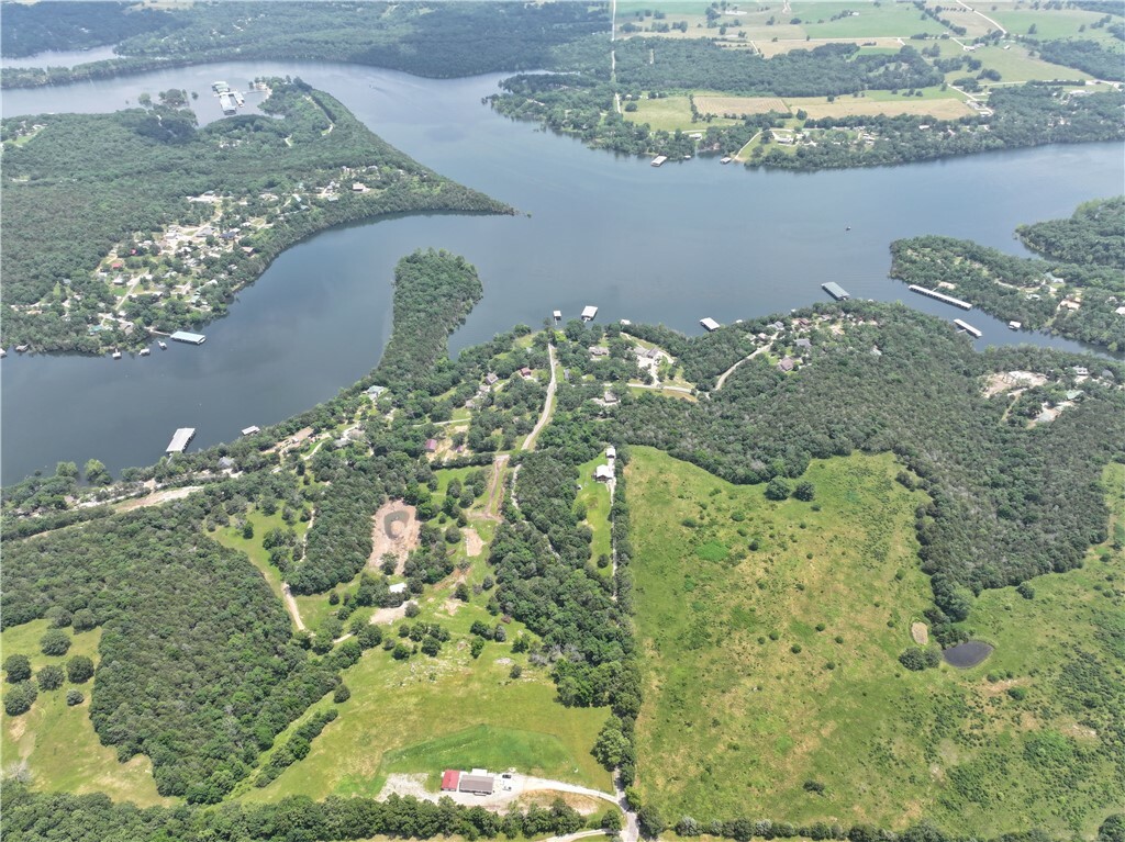 Property Photo: 21018 Farm Road 2260 MO 65641