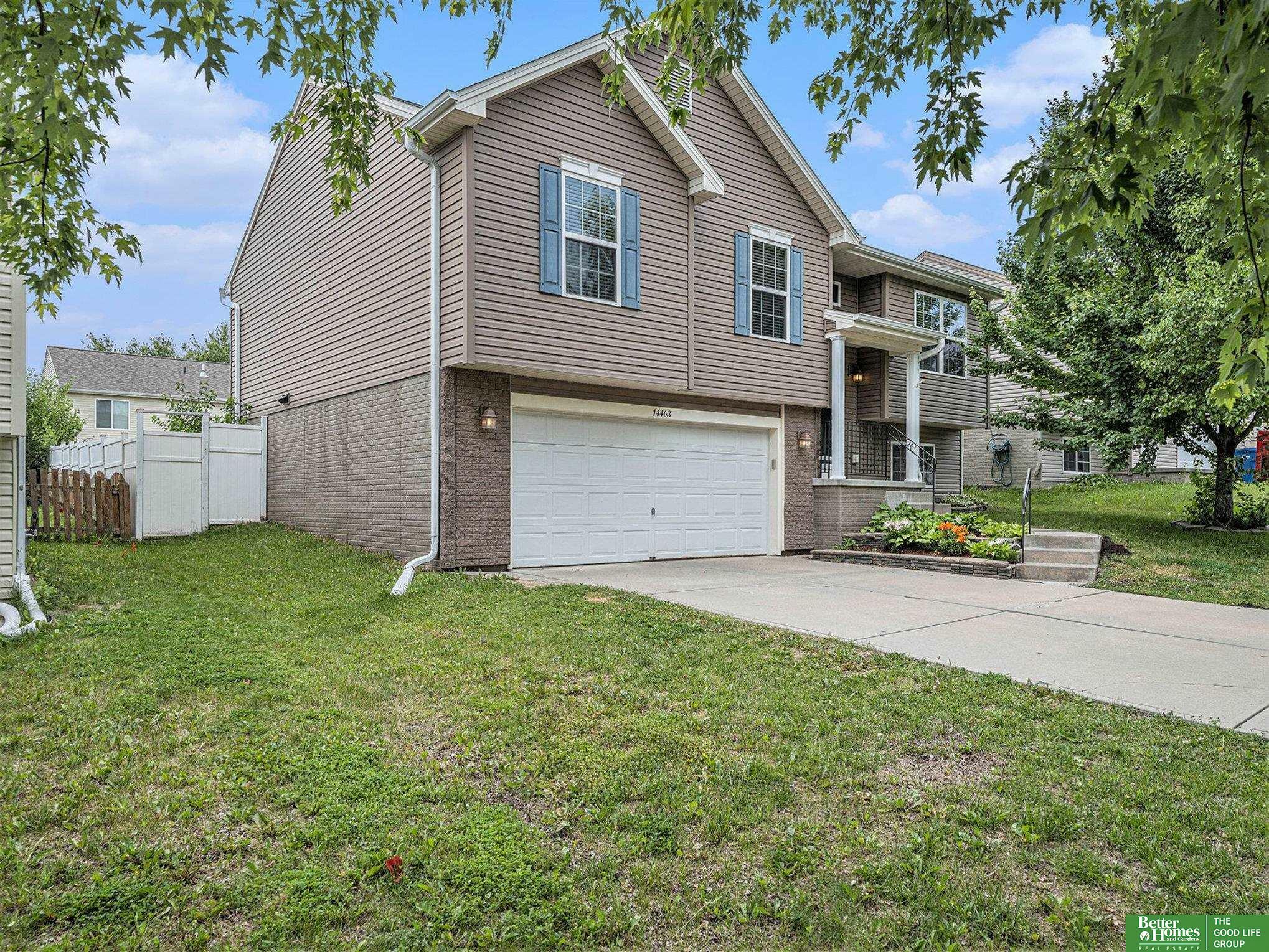 Property Photo: 14463 Reynolds Street NE 68007