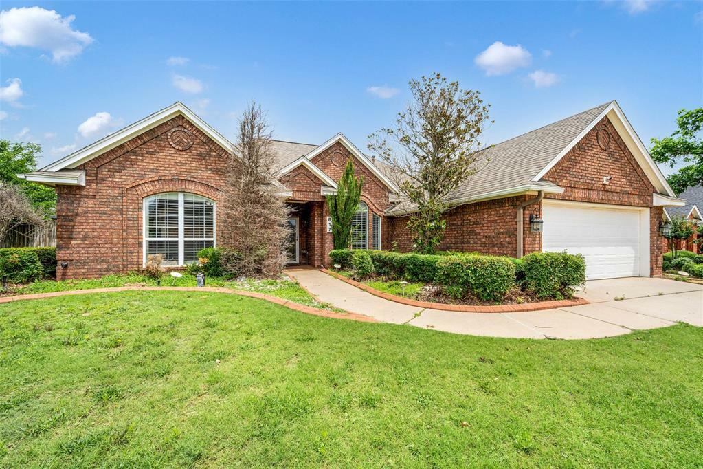 Property Photo: 817 NW 76th Street OK 73505