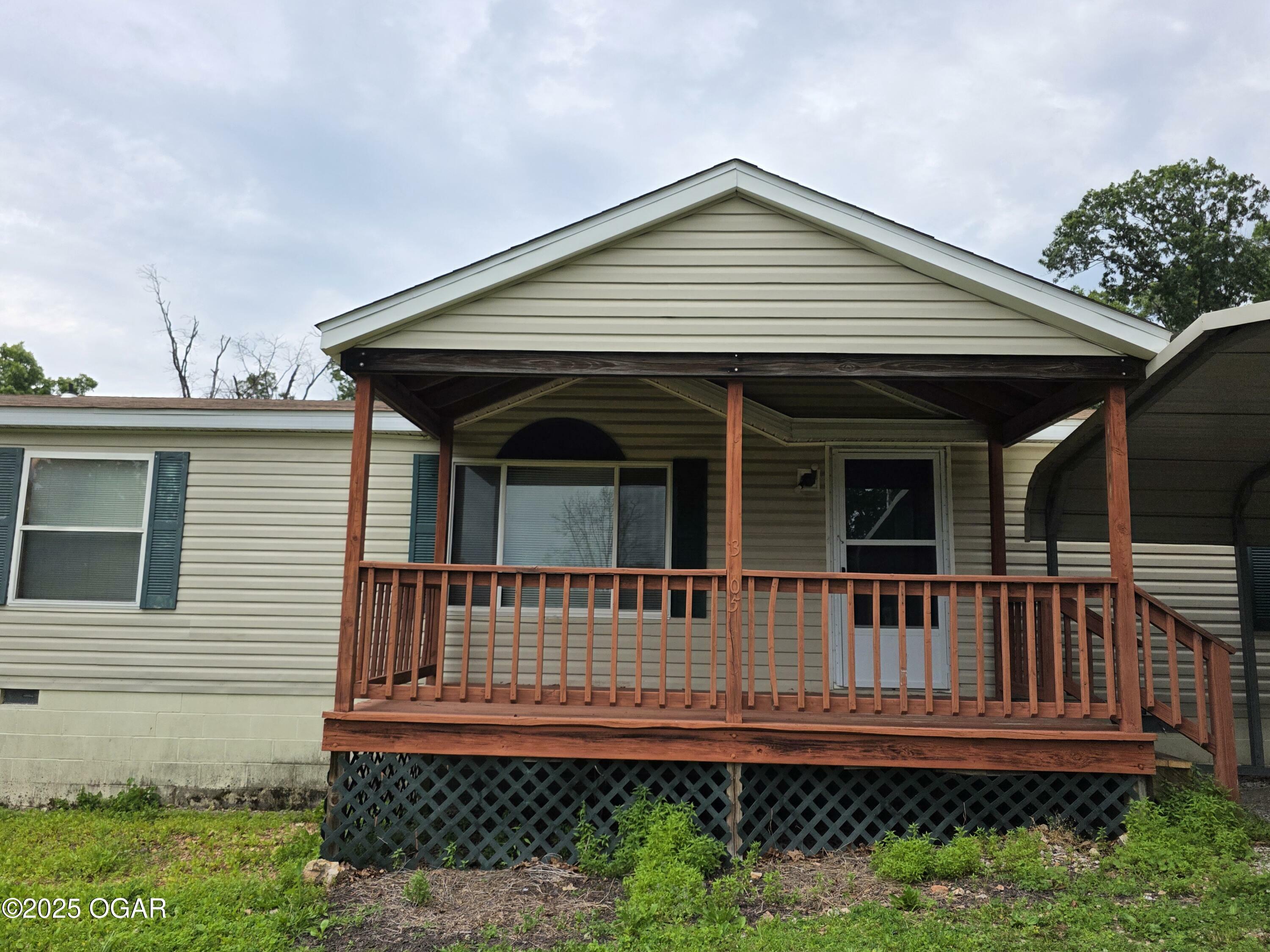 Property Photo: 3605 Alpaca Road MO 64801