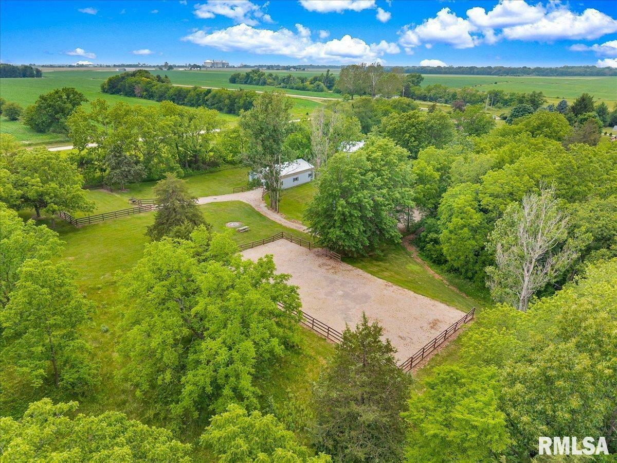 Property Photo: 1522 N Stone School Road IL 61529