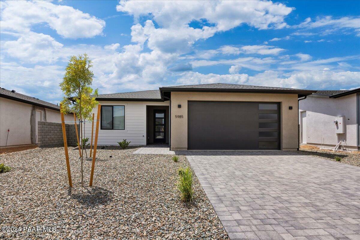 Property Photo:  5985 Finch Place  AZ 86314 