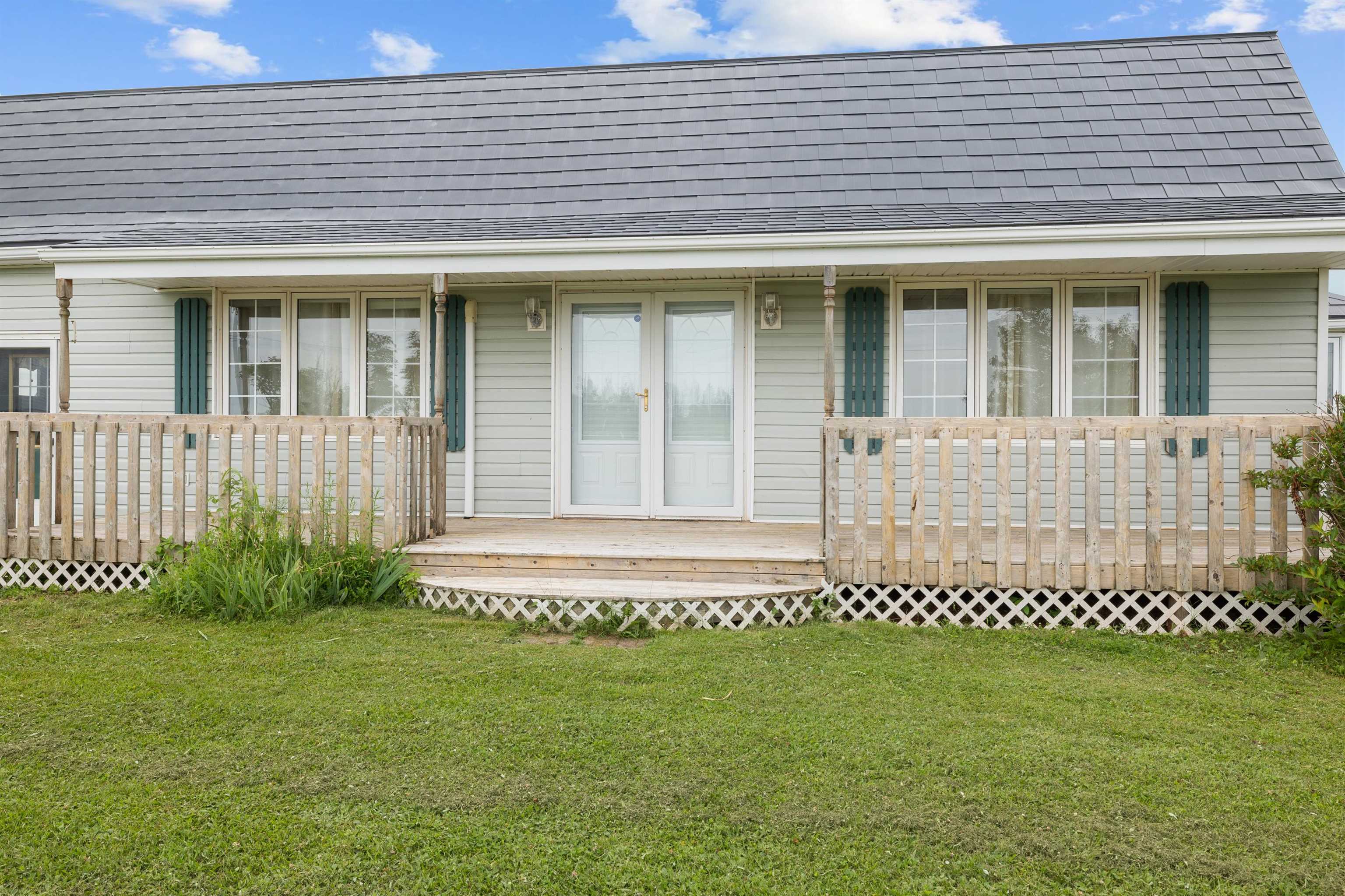 Property Photo: 552 Barbara Weit Road PE C1N 4J8