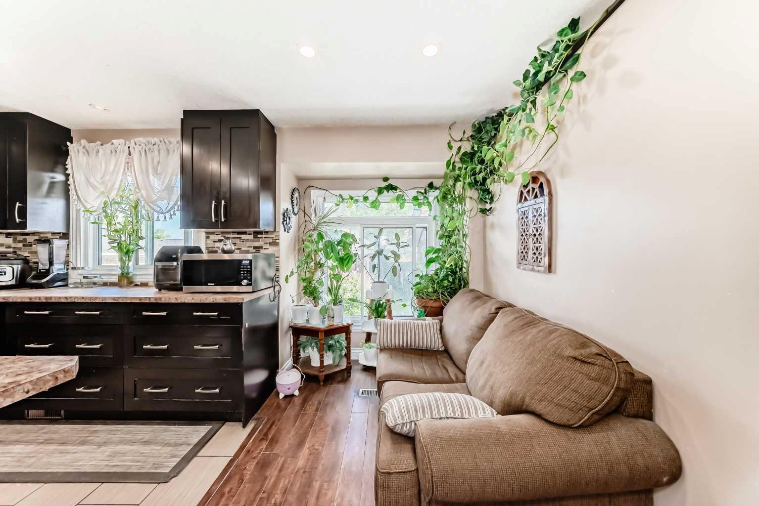 Property Photo: 5211 44 Avenue NE AB T1Y 2Z9