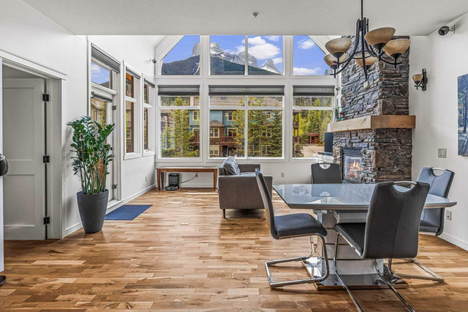 Property Photo:  75 Dyrgas Gate 211  AB T1W 0A6 