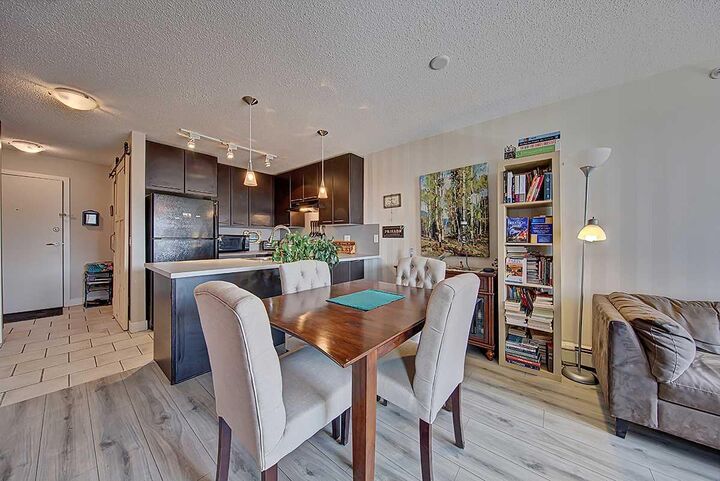35 Richard Court SW 456  Calgary AB T3E 7N9 photo