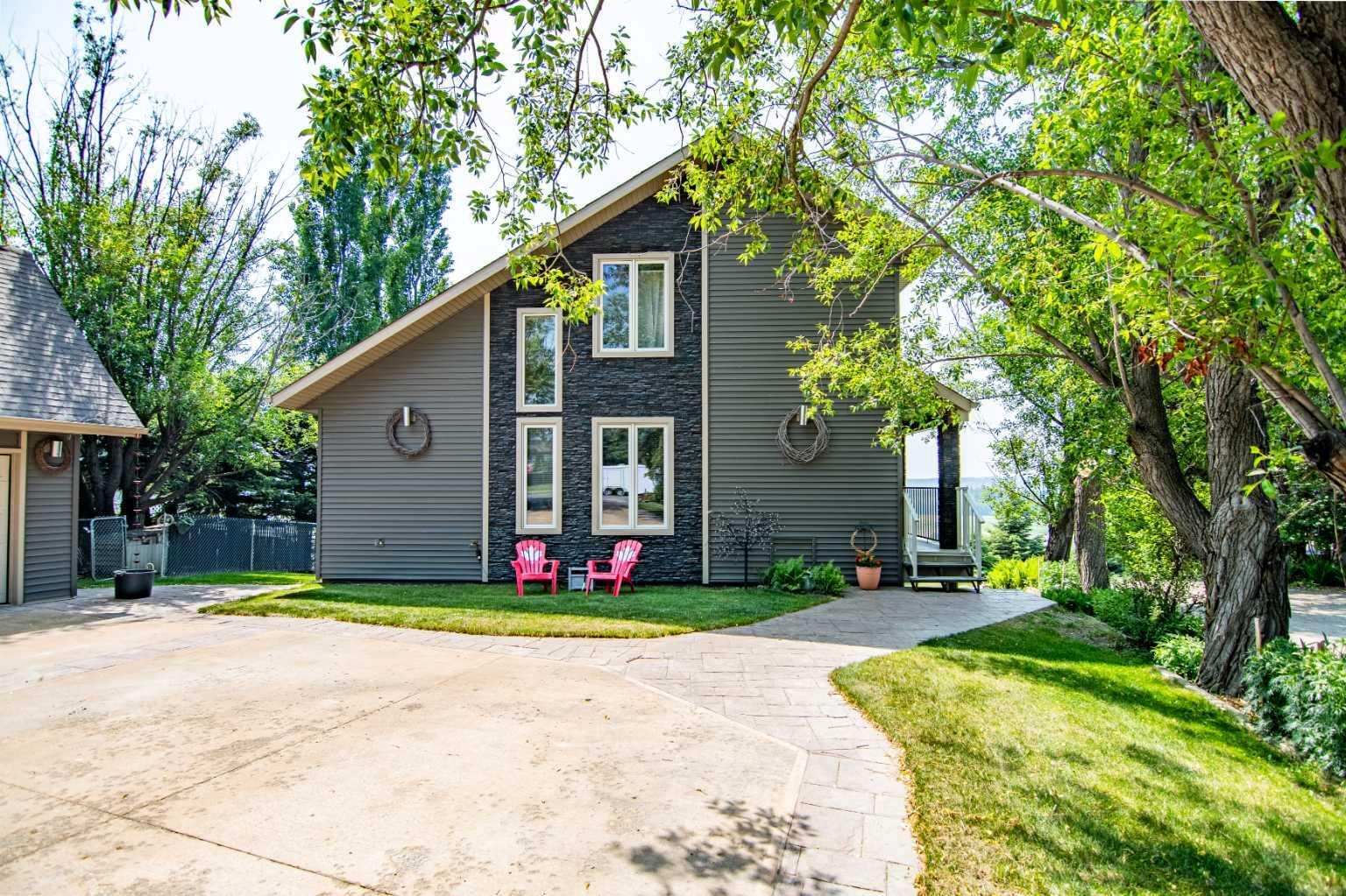 5712 60 Street  Rocky Mountain House AB T4T 1G3 photo
