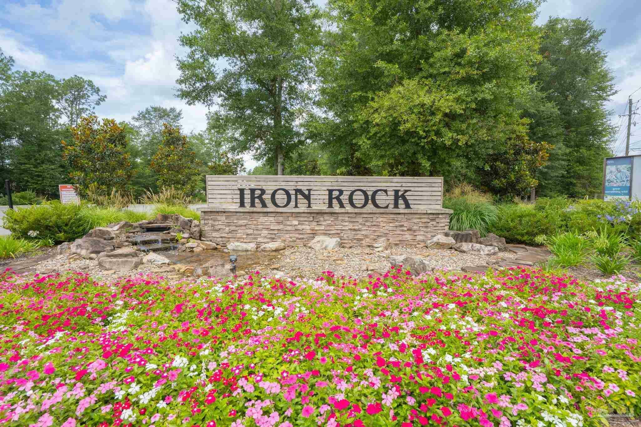 Property Photo: 3248 Mountain Laurel Tr FL 32533