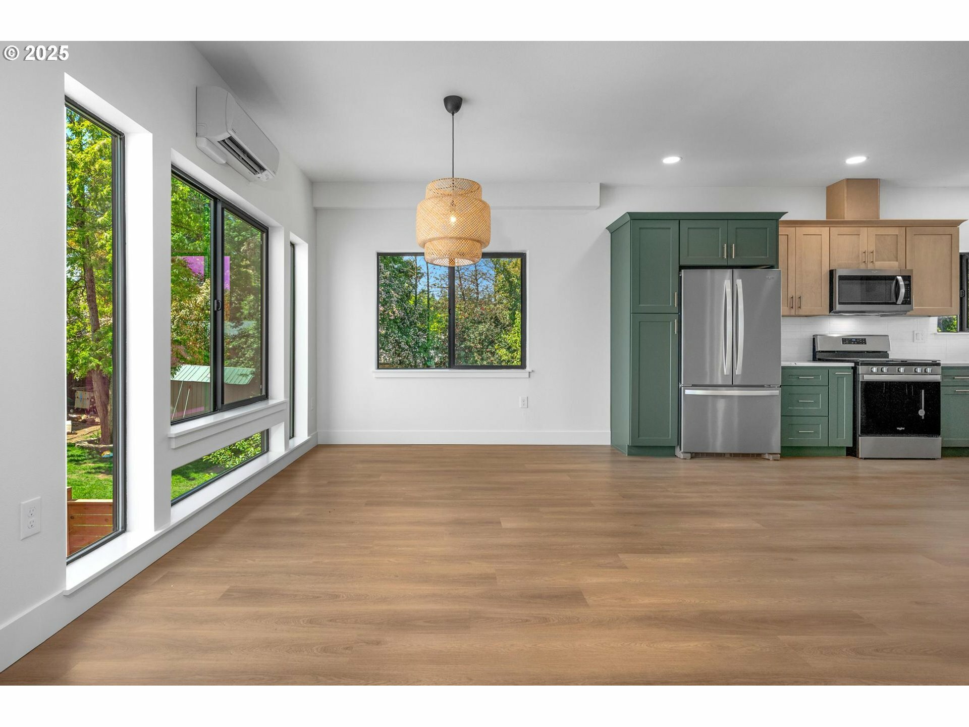 Property Photo: 10731 NE Fremont St OR 97220