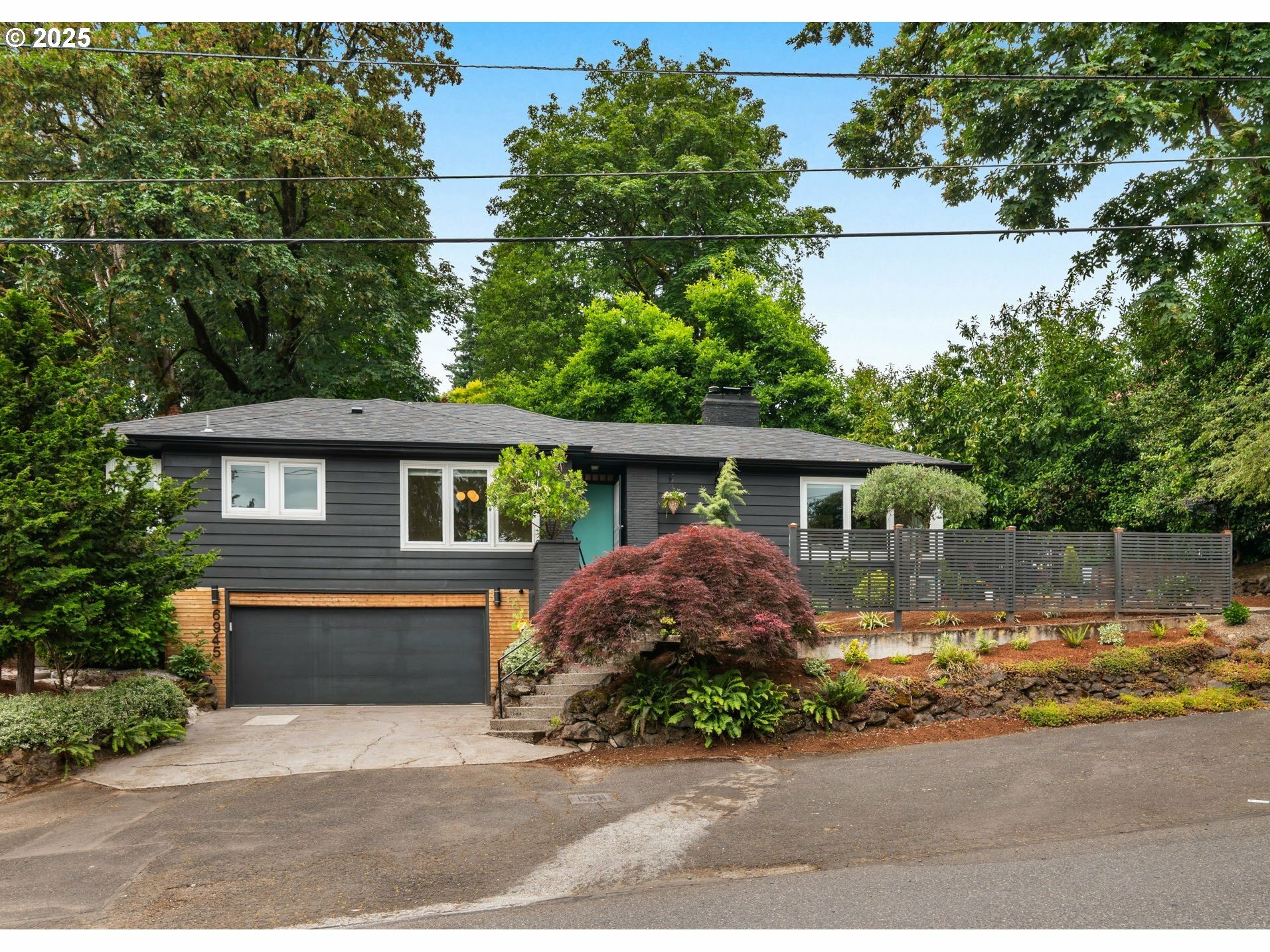 Property Photo:  6945 SW 7th Ave  OR 97219 