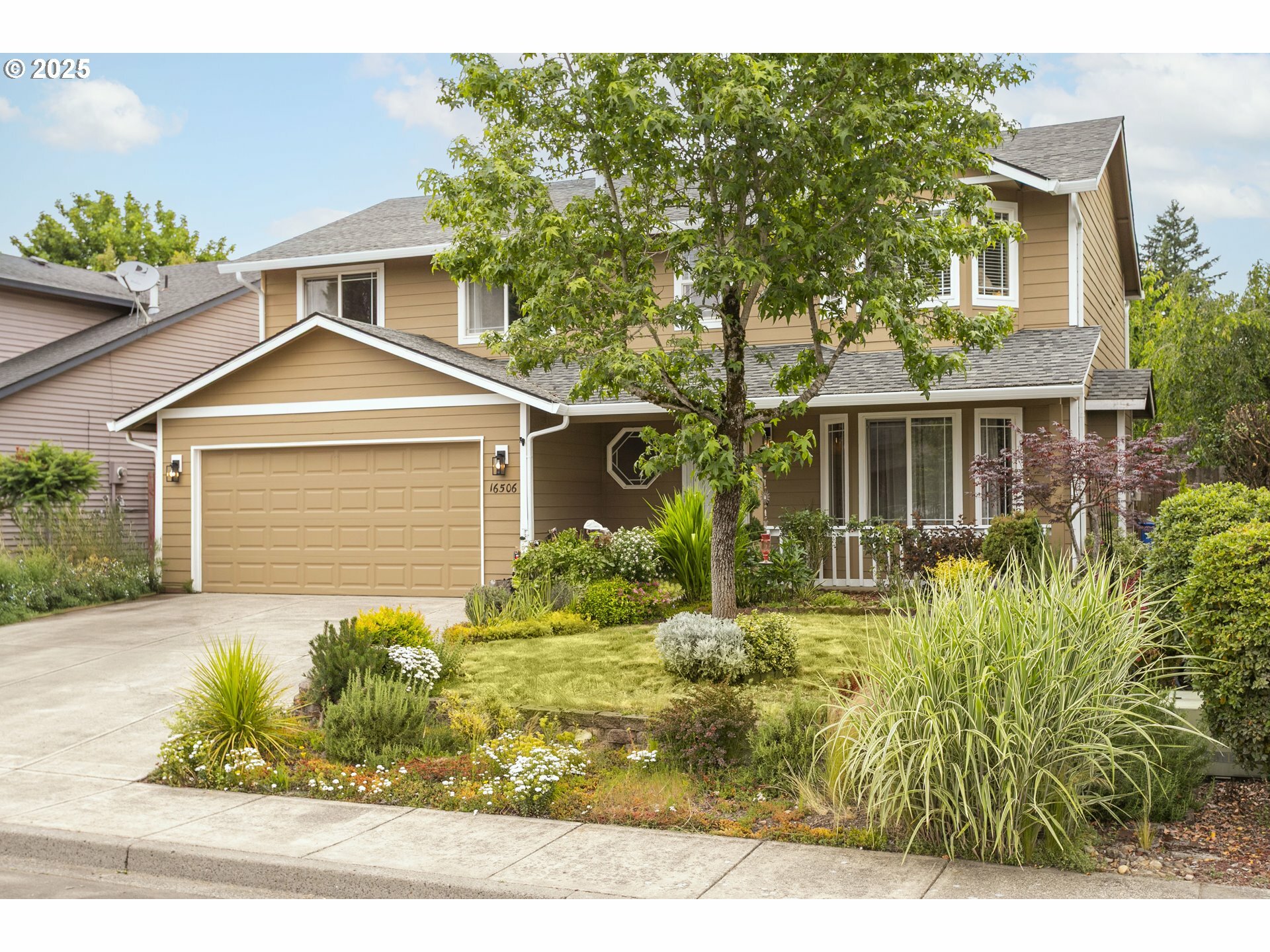 Property Photo: 16506 NE 13th St WA 98684