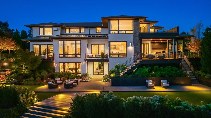 Property Photo:  9001 NE 14th Street  WA 98004 