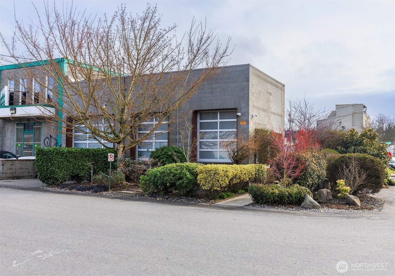 Property Photo: 4020 6th Avenue NW WA 98107