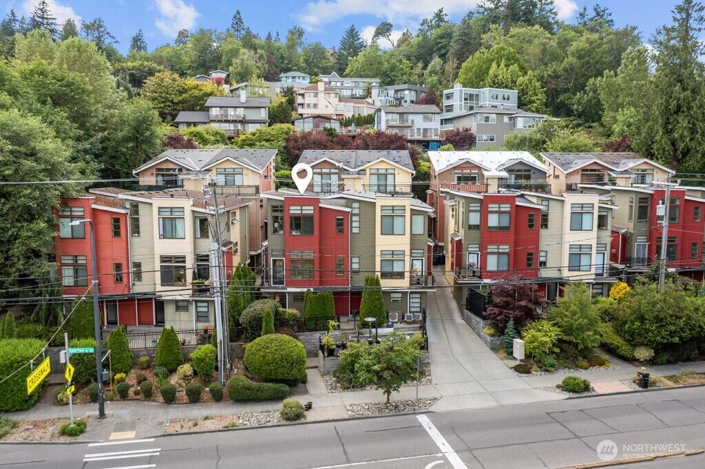 Property Photo:  7747  Sand Point Way NE A  WA 98115 