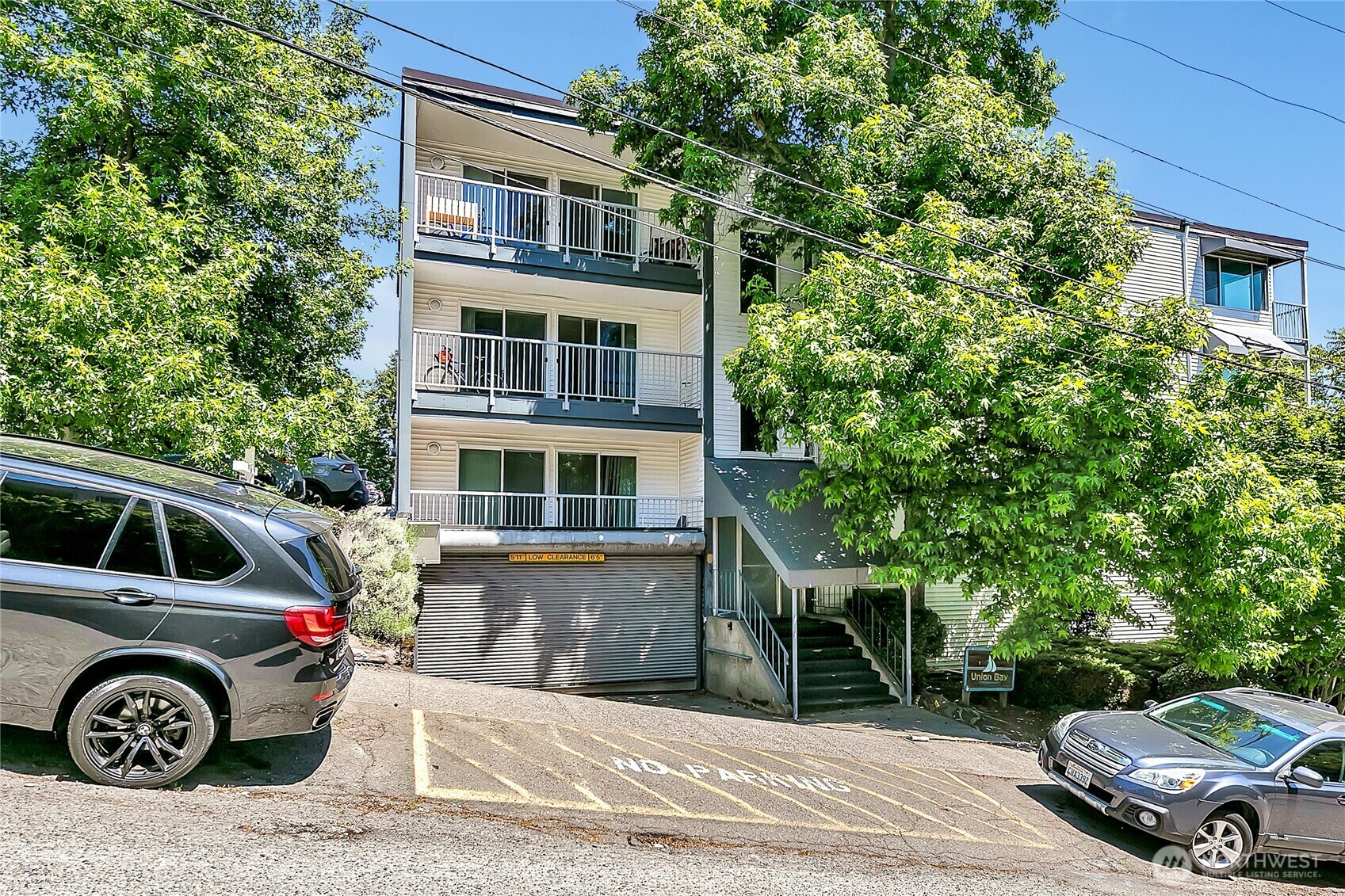 Property Photo: 762 Hayes Street 17 WA 98109