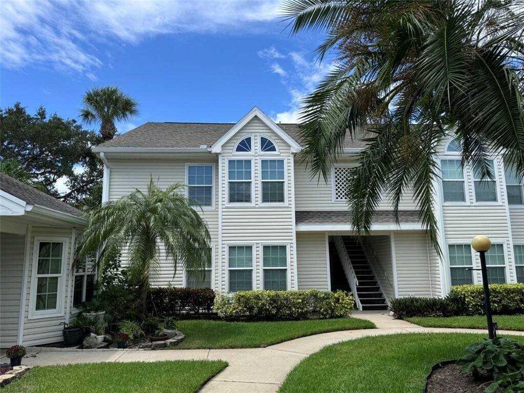 Property Photo: 1965 Westminster Circle 3-4 FL 32966