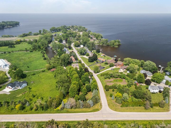 Property Photo: 6352 Black Wolf Point Lane WI 54902