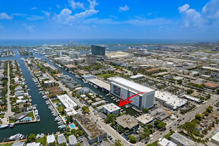 1424 SE 15th Street 24  Fort Lauderdale FL 33316 photo