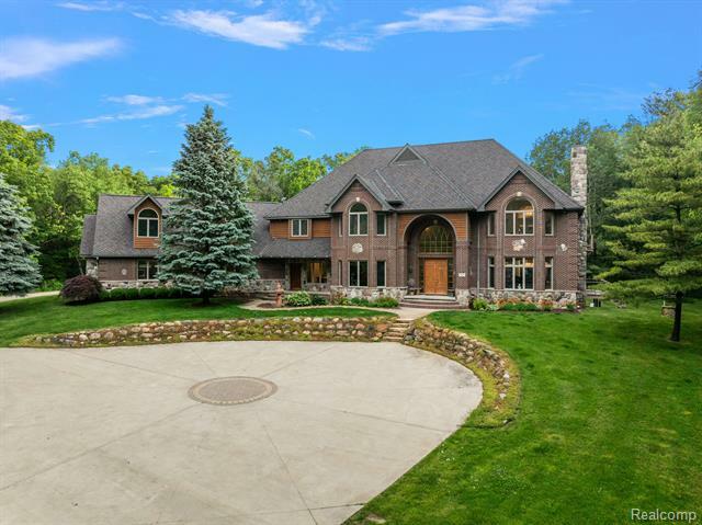 Property Photo: 429 Hawk High Hill Road MI 48455