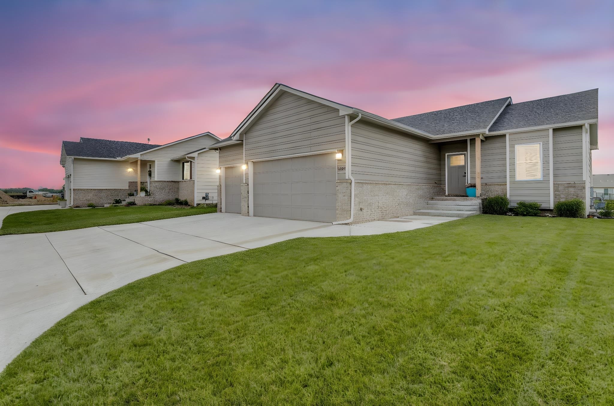 Property Photo:  5428 N Saint Paul Ct  KS 67204 