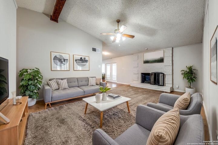 Property Photo:  12015 El Sendero  TX 78233 