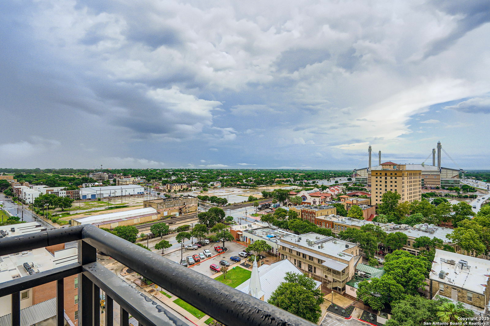 Property Photo: 215 Center St. Apt 1205 TX 78202