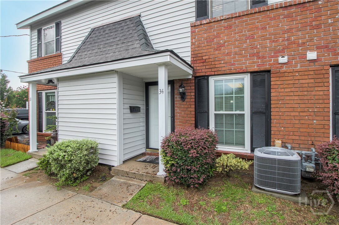 Property Photo: 34 Knollwood Circle GA 31419