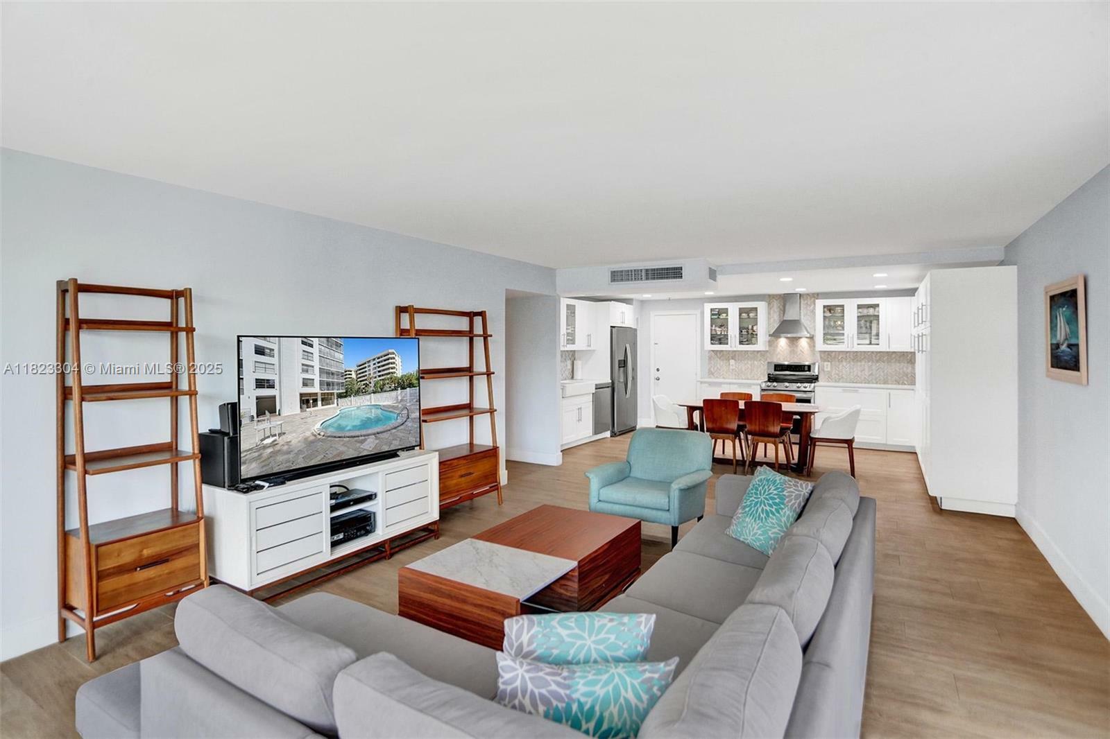 Property Photo: 150 Ocean Lane Dr 3H FL 33149