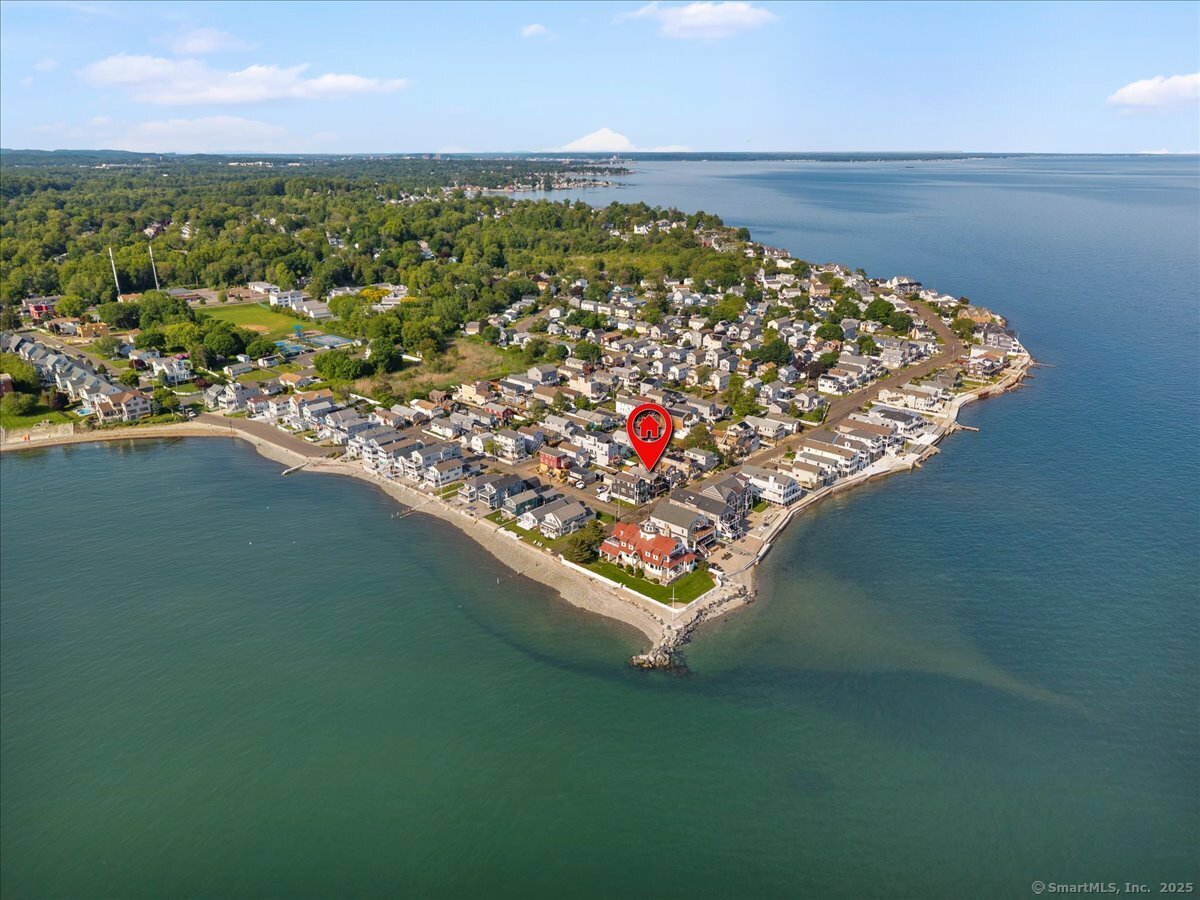Property Photo:  10 Point Beach Drive  CT 06460 