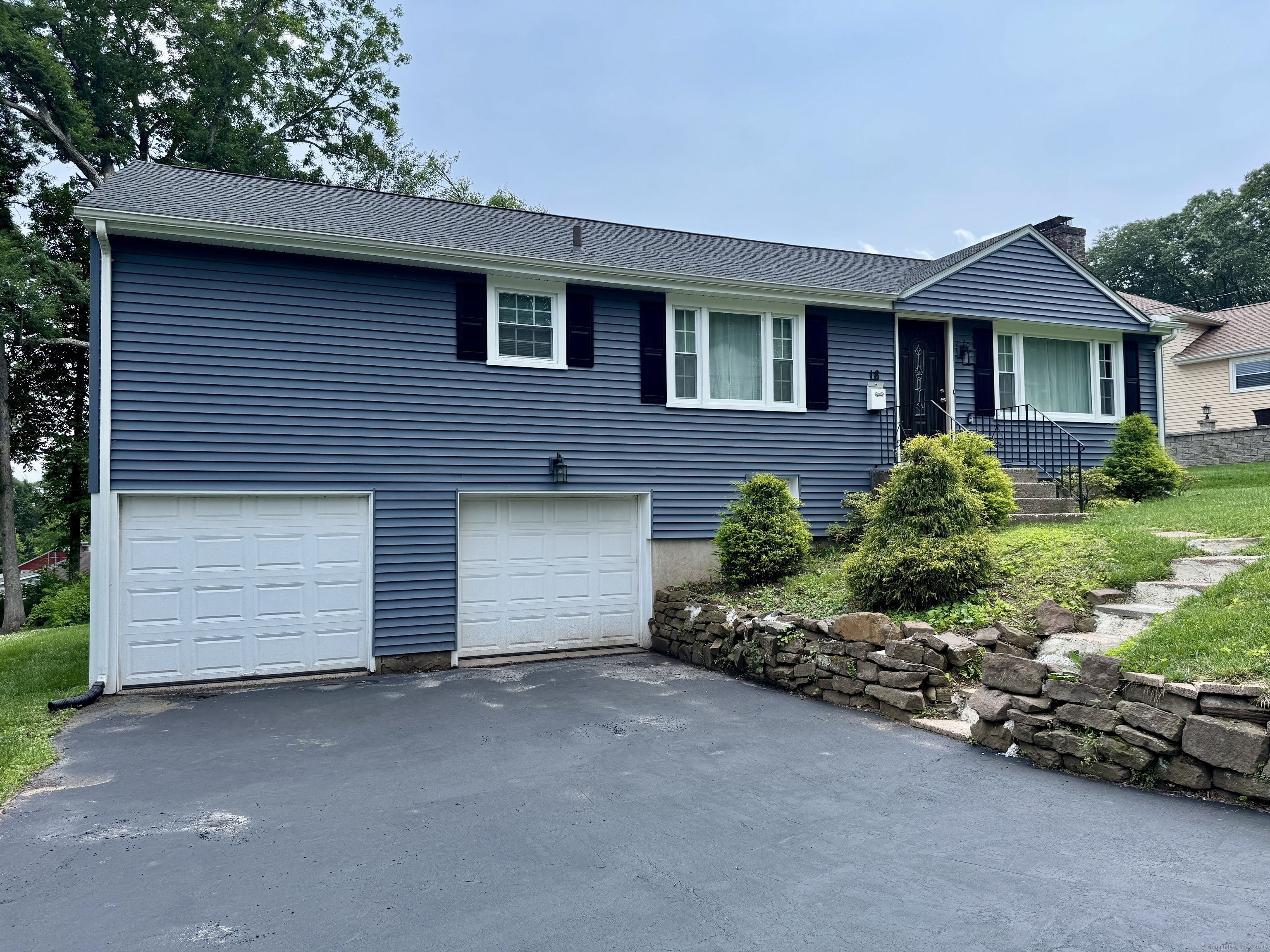 Property Photo: 18 Dogwood Road CT 06109