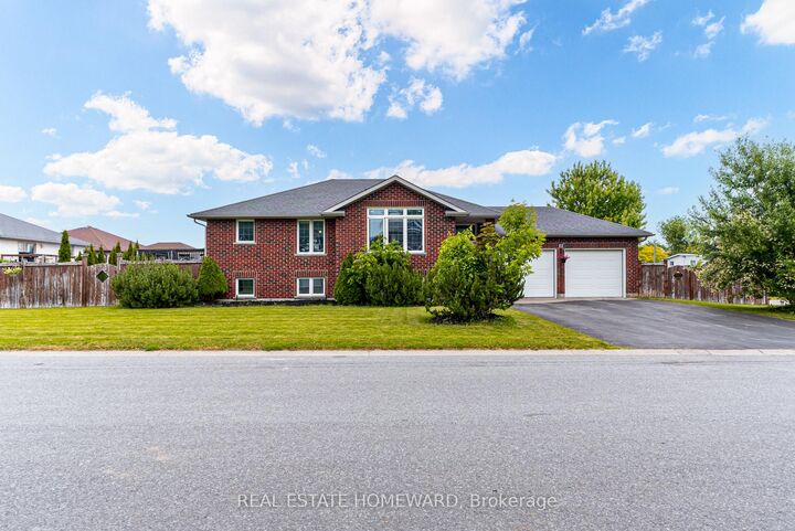 2 Freedom Crescent  Quinte West ON K8V 0C1 photo