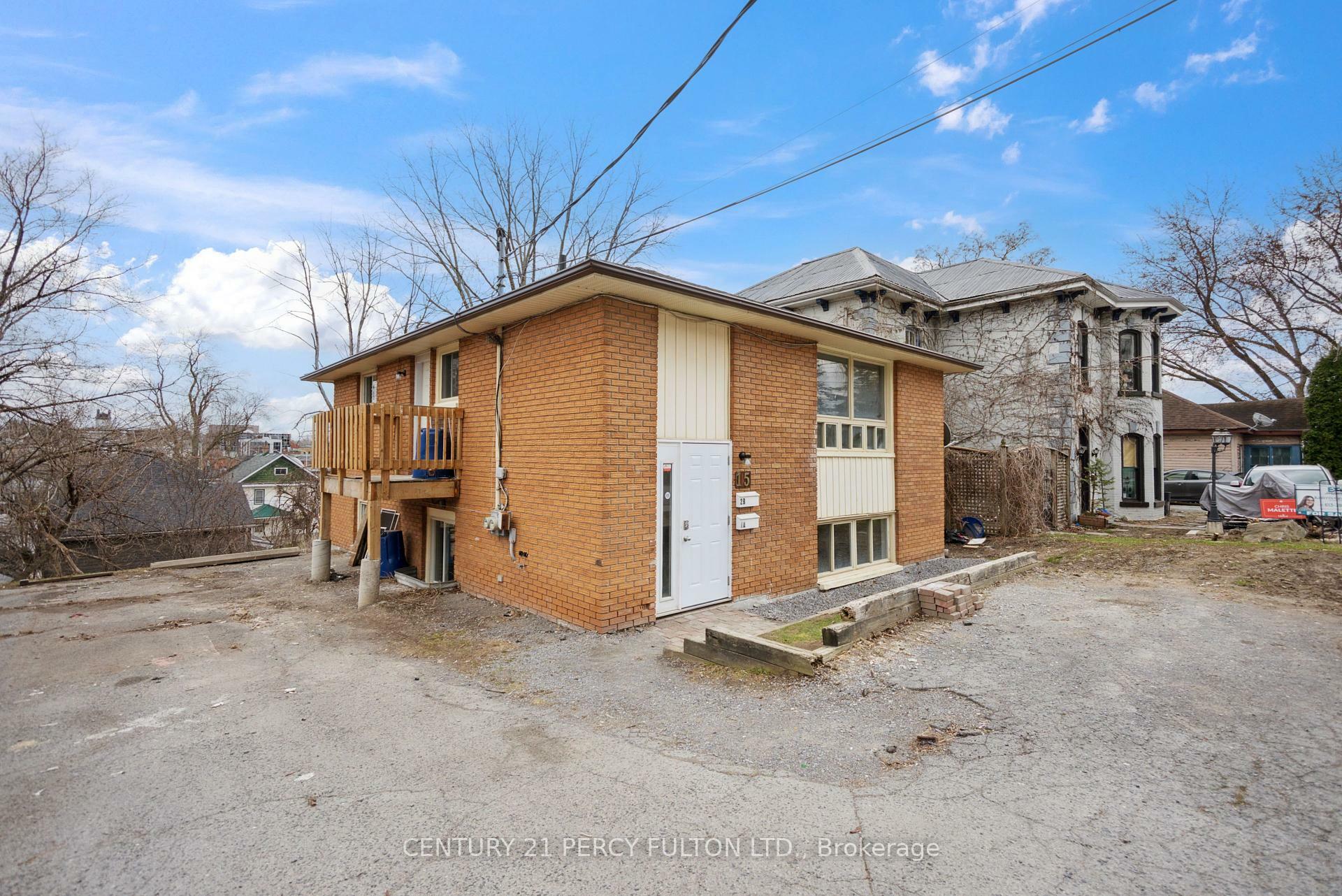 Property Photo: 15 Isabel Street E ON K8P 3N4