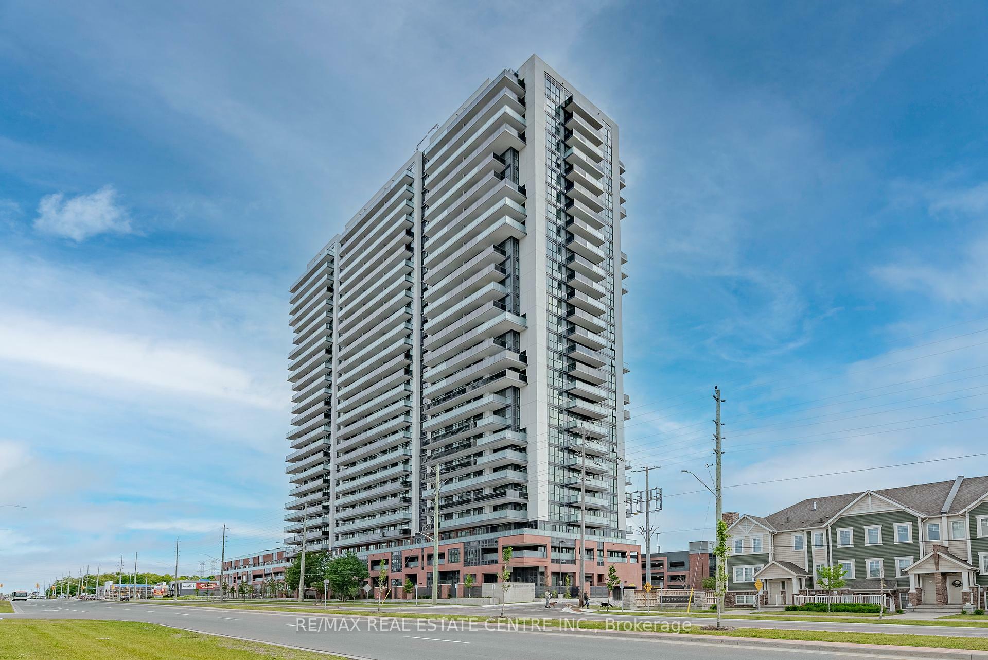 Property Photo: 2545 Simcoe Street N 1004 ON L1L 0W3