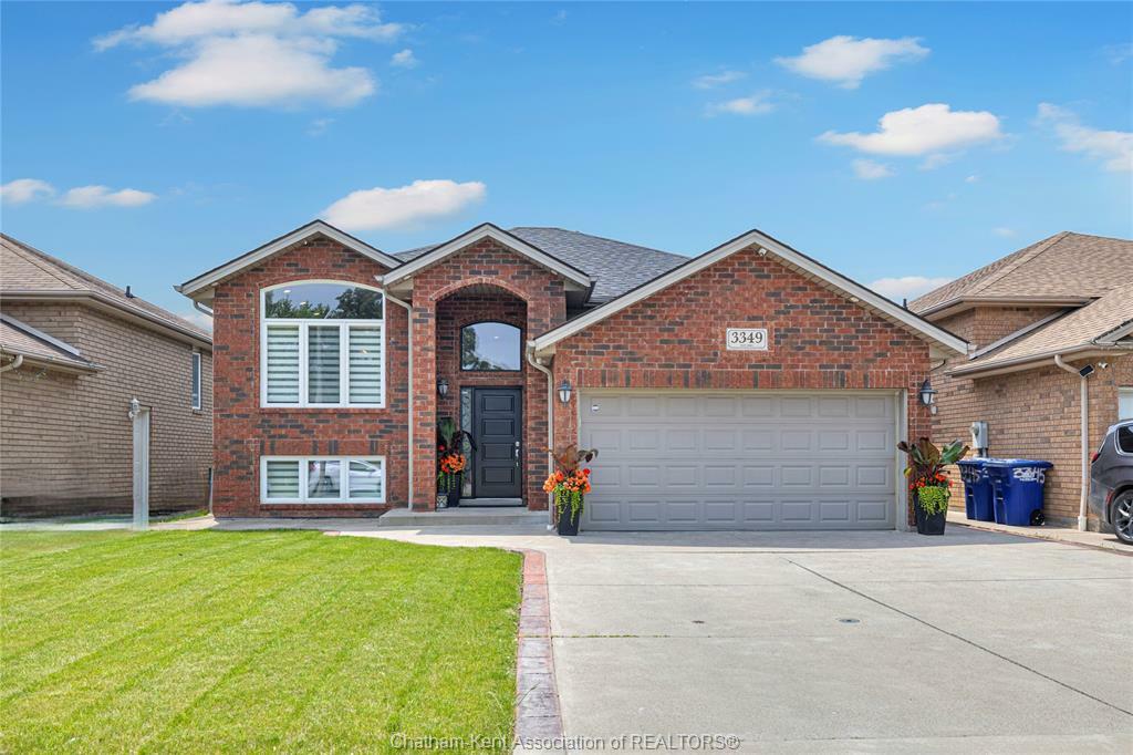 Property Photo: 3349 Woodward Boulevard ON N8W 2Y7