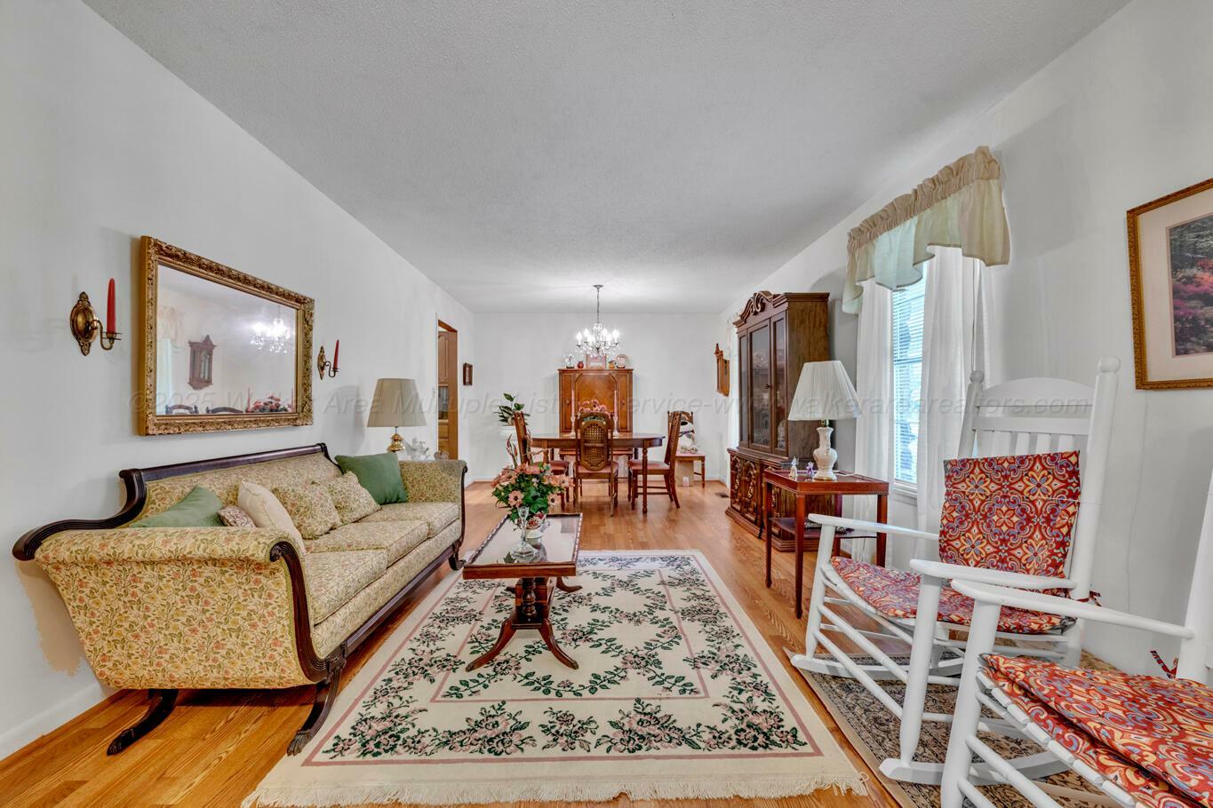 Property Photo: 1813 NW 4th Ave AL 35504