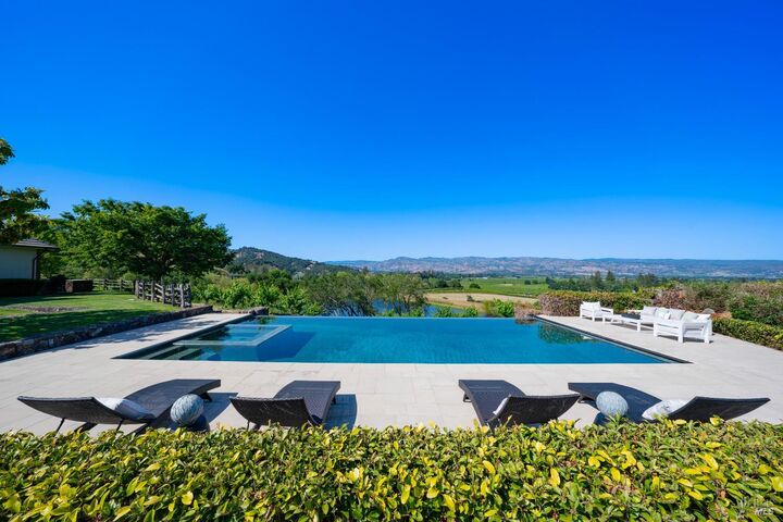 3211 Dry Creek Road  Napa CA 94558 photo