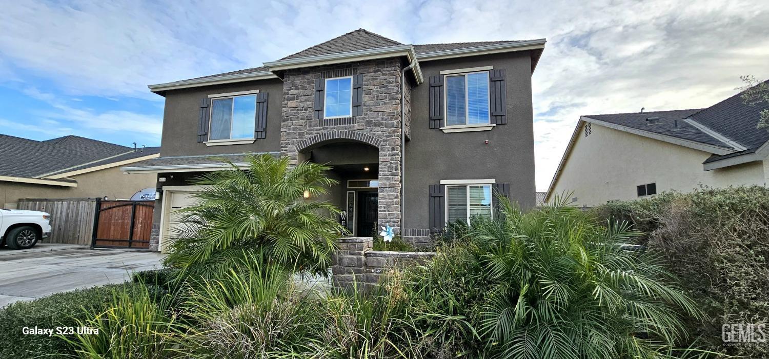 Property Photo: 9211 Woodbrook Drive CA 93263