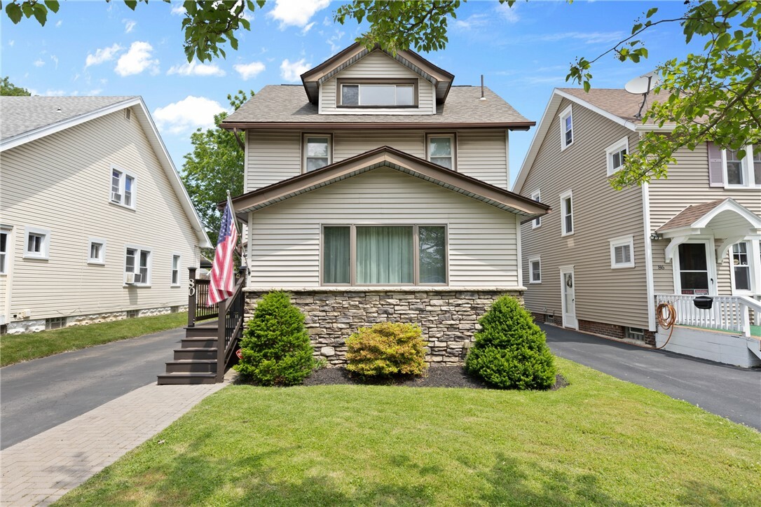 Property Photo: 80 Wyndham Road NY 14612